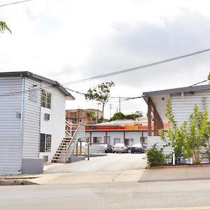 Lodge At 32Nd